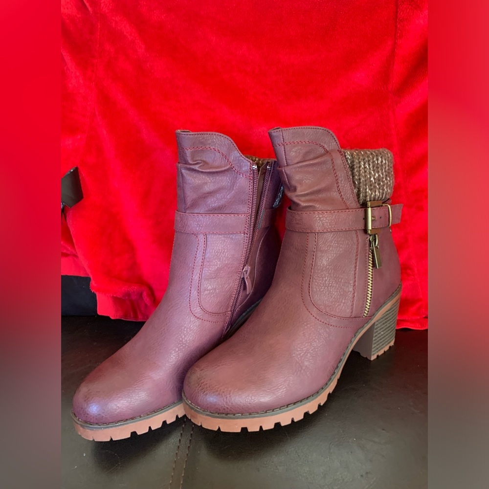 Hawkwell Women's Zipper Chunky Heel Ankle Booties